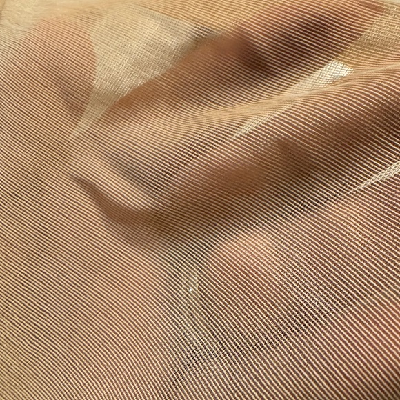 SKIMS NO SHOW UNLINED BALCONETTE BRA - Picture 6 of 12